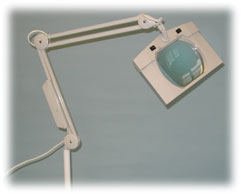 #43641  Illuminated Stretch magnifier, Wall